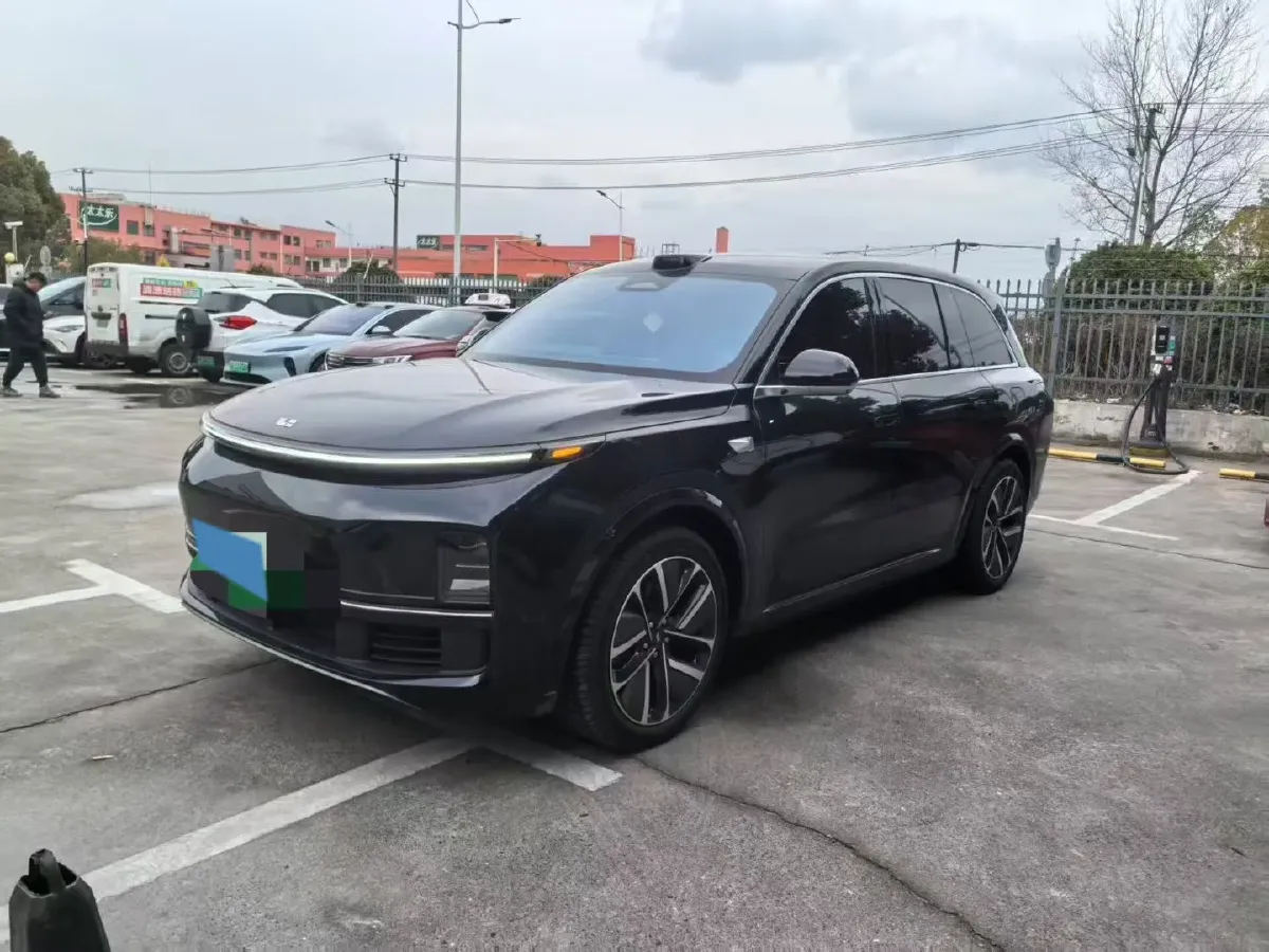 2024 Ford Bronco 2.3T 275HP L4 10AT,autocango,china used car exporter,china ev exporter,chinese used car exporter,chinese used ev exporter