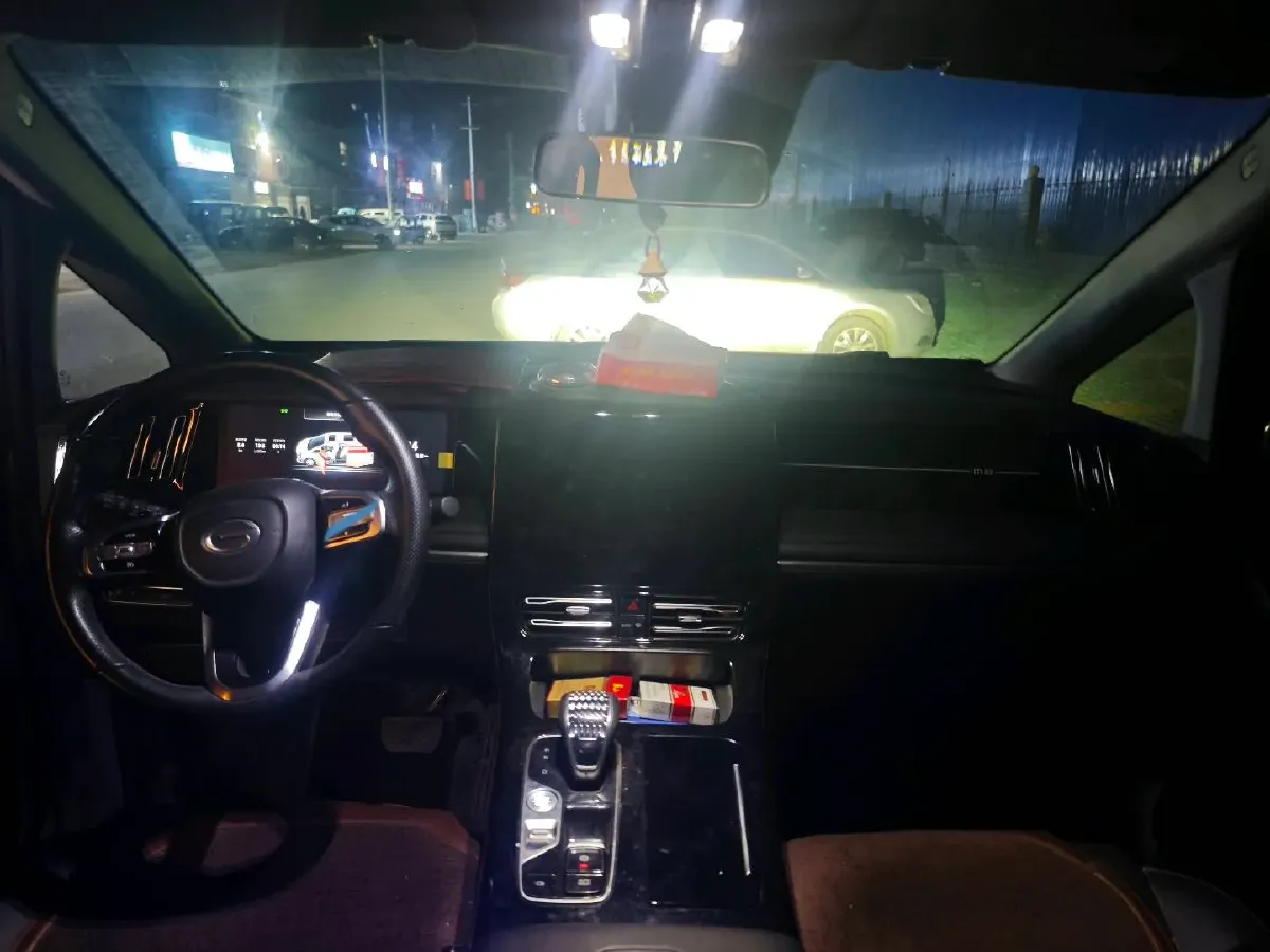 2024 GAC Trumpchi M8 2.0T 252HP L4 8AT,autocango,china used car exporter,china ev exporter,chinese used car exporter,chinese used ev exporter