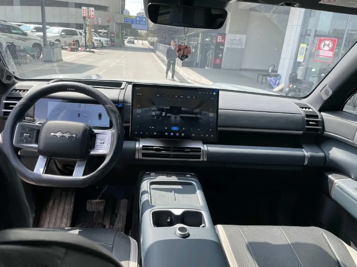 2025 FangChengBao Tai 7 1.5T 156HP L4 E-CVT PHEV,autocango,china used car exporter,china ev exporter,chinese used car exporter,chinese used ev exporter