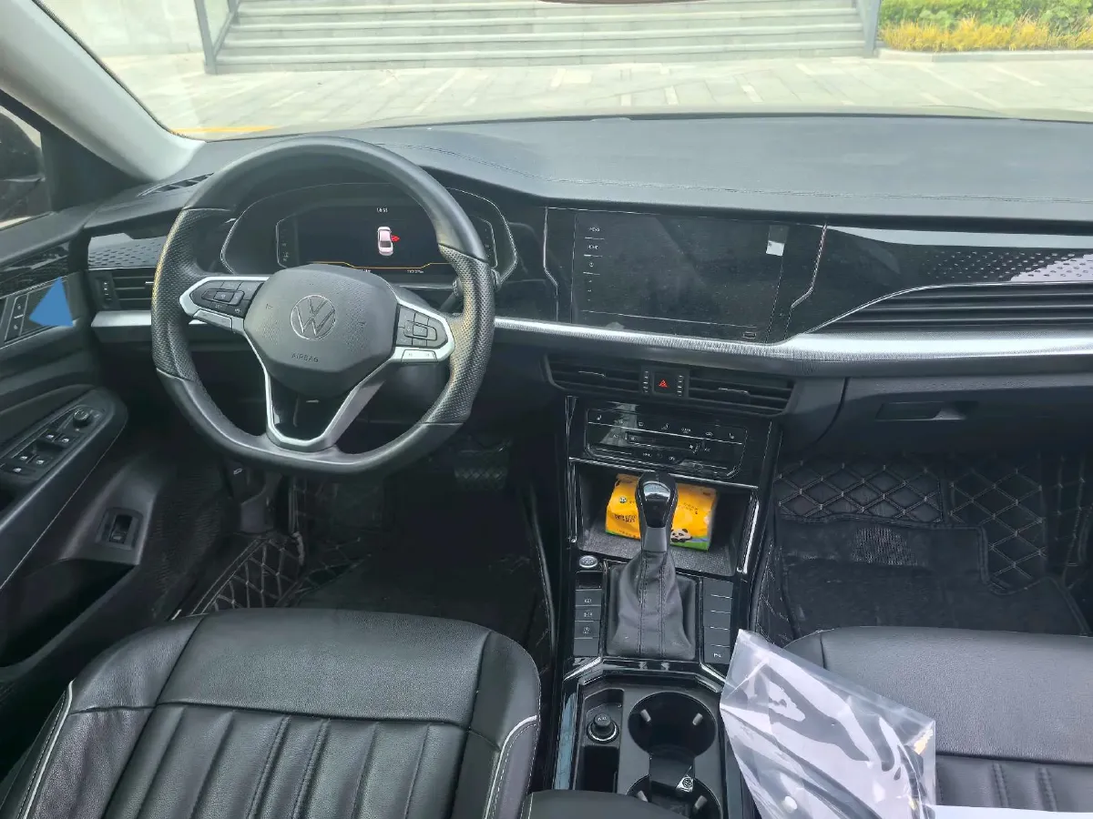 2022 Xpeng P7 BEV 60.2KWH,autocango,china used car exporter,china ev exporter,chinese used car exporter,chinese used ev exporter