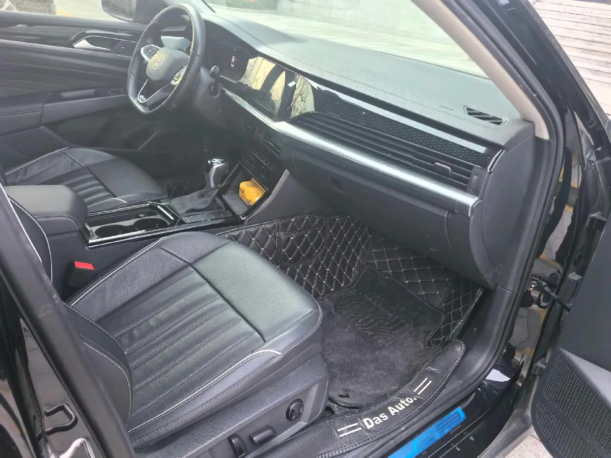 2022 Xpeng P7 BEV 60.2KWH,autocango,china used car exporter,china ev exporter,chinese used car exporter,chinese used ev exporter