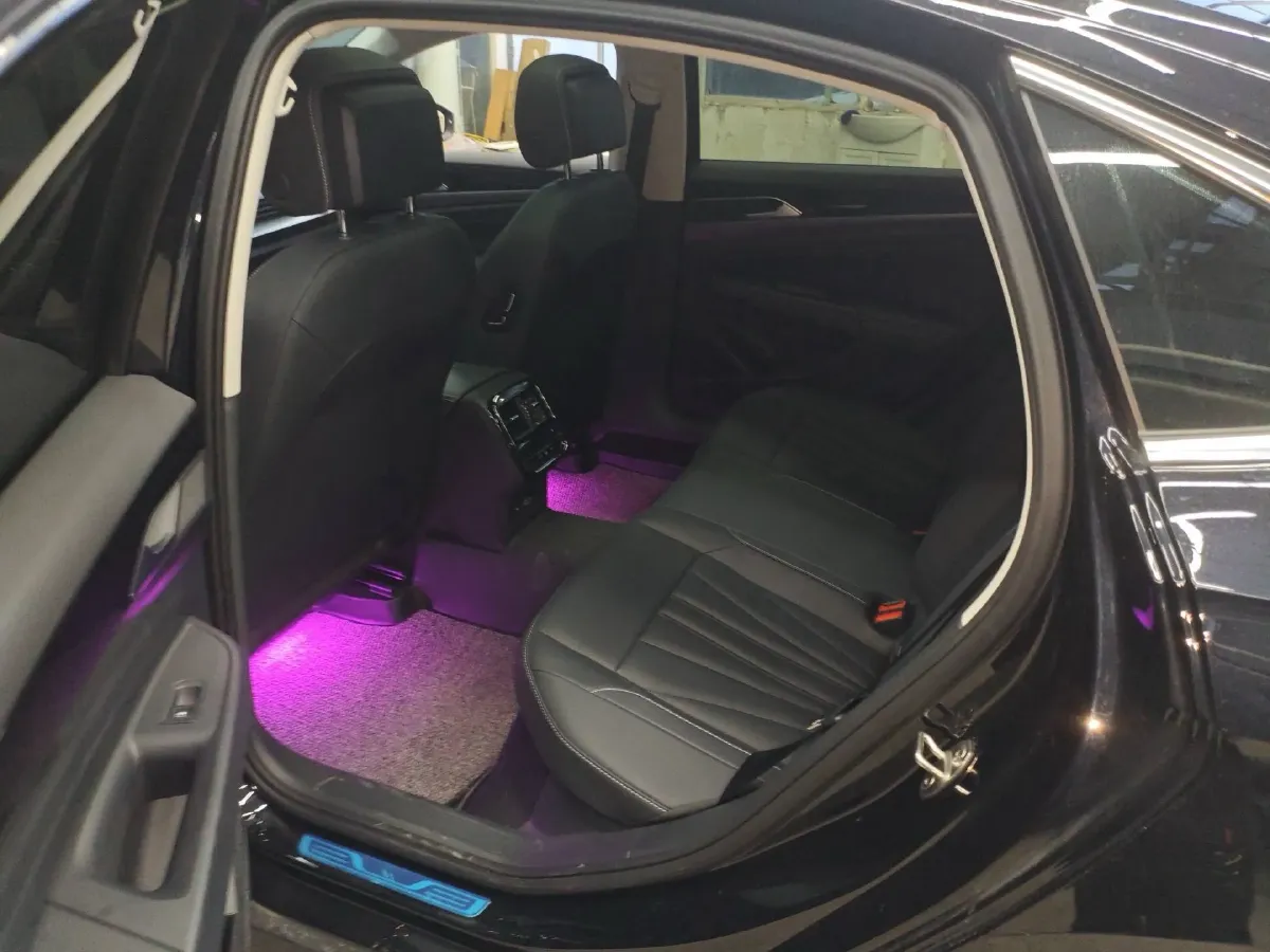 2025 Volkswagen Passat 2.0T 220HP L4 7DCT,autocango,china used car exporter,china ev exporter,chinese used car exporter,chinese used ev exporter