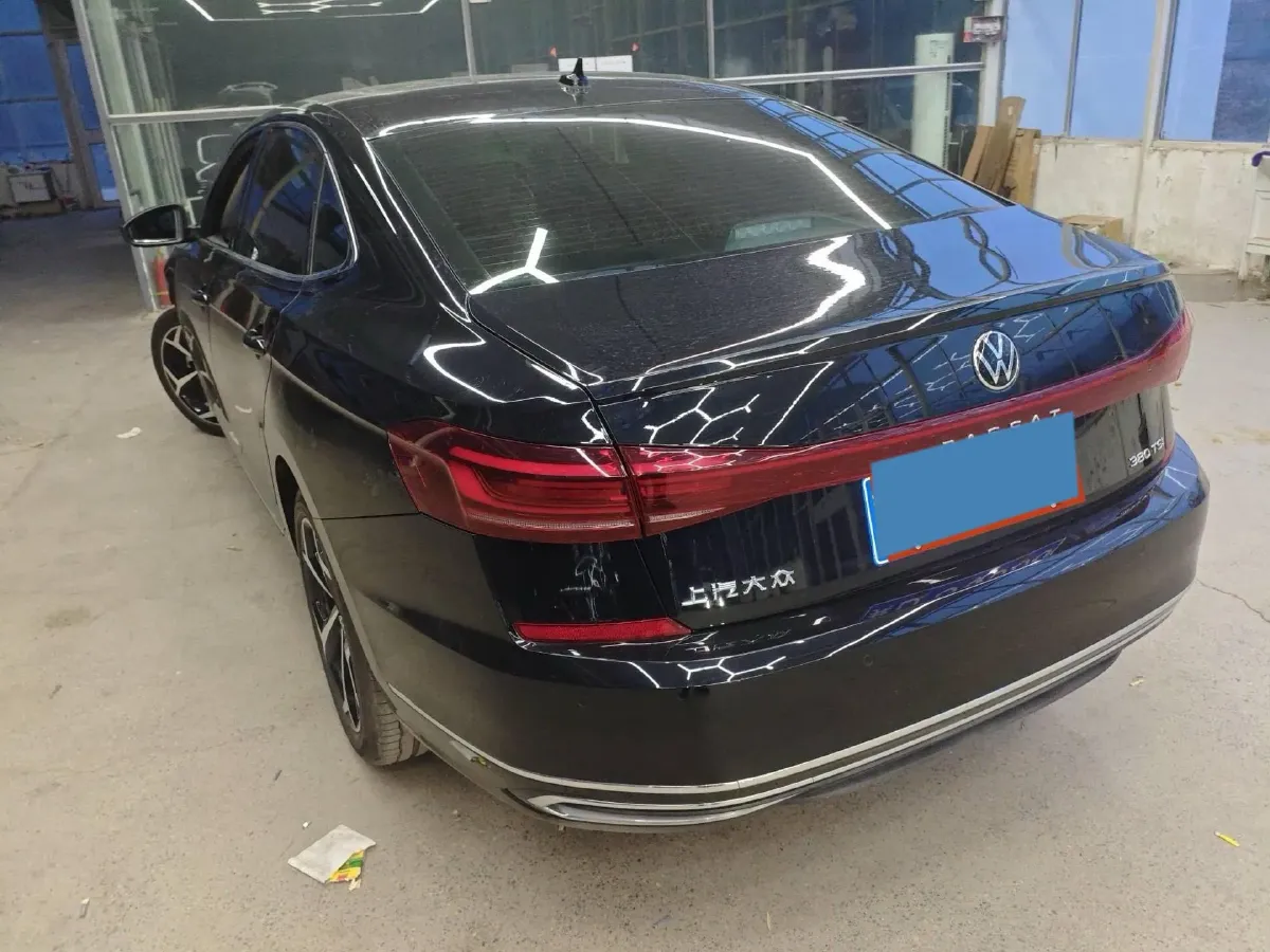 2025 Volkswagen Passat 2.0T 220HP L4 7DCT,autocango,china used car exporter,china ev exporter,chinese used car exporter,chinese used ev exporter