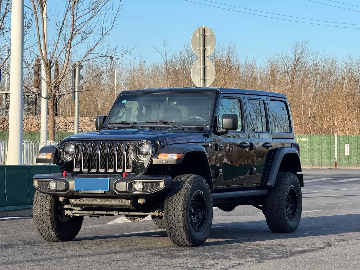 2024 Jeep Wrangler 2.0T 266HP L4 8AT,autocango,china used car exporter,china ev exporter,chinese used car exporter,chinese used ev exporter