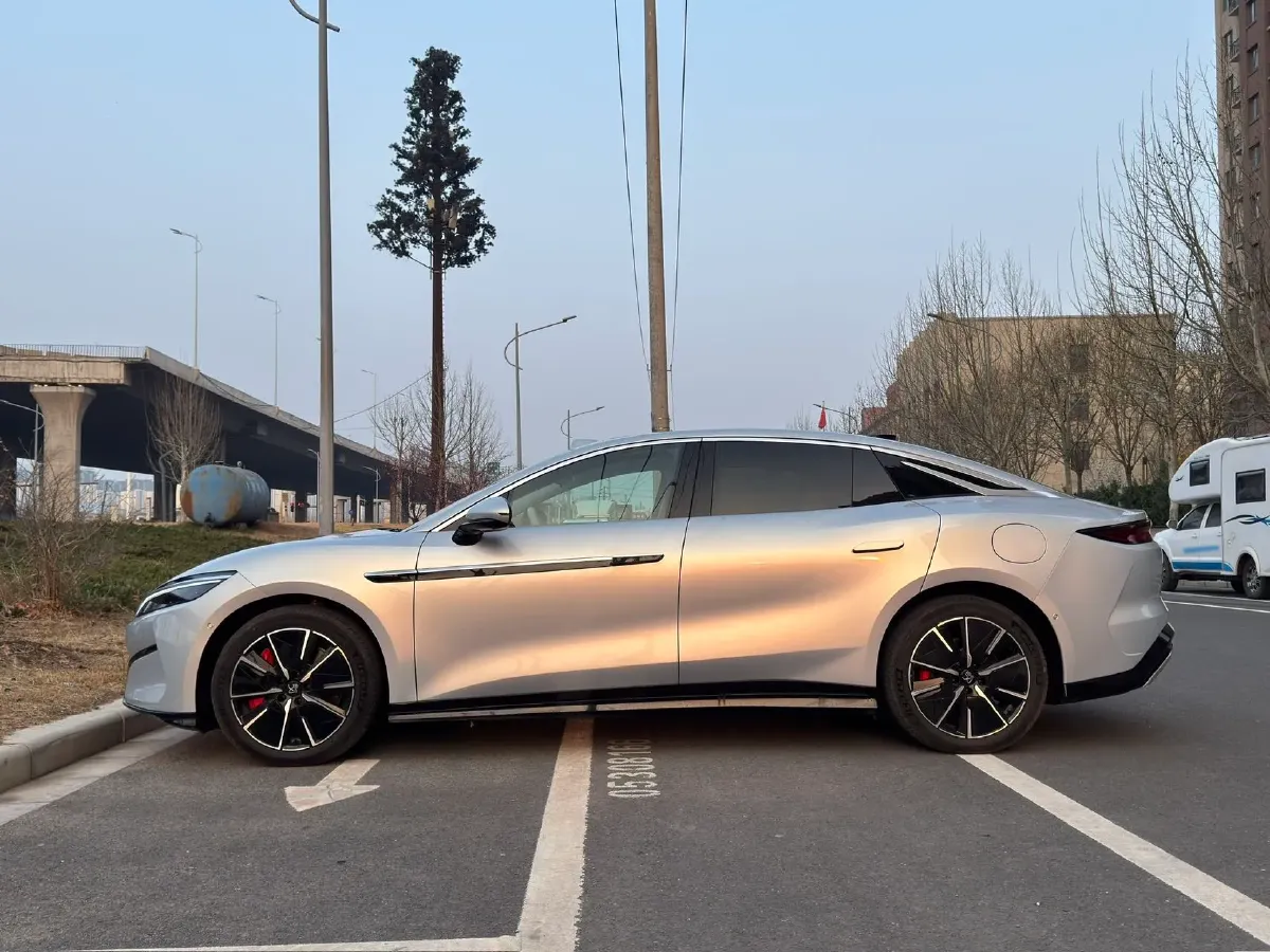 2025 BYD HanL BEV,autocango,china used car exporter,china ev exporter,chinese used car exporter,chinese used ev exporter