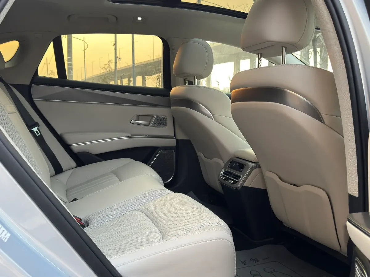 2025 BYD HanL BEV,autocango,china used car exporter,china ev exporter,chinese used car exporter,chinese used ev exporter