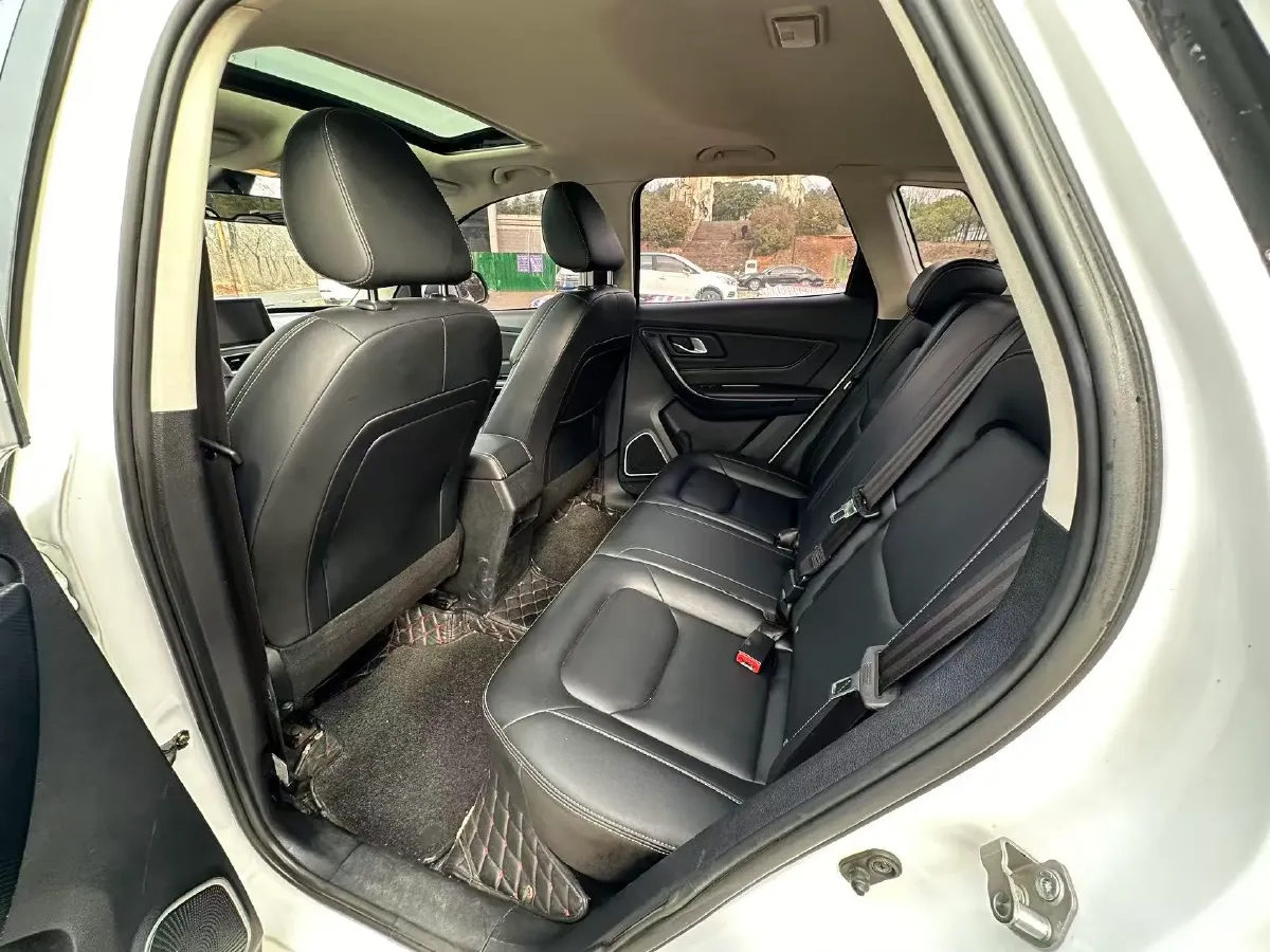 2019 Bestune X40 1.6L 114HP L4 6AT,autocango,china used car exporter,china ev exporter,chinese used car exporter,chinese used ev exporter