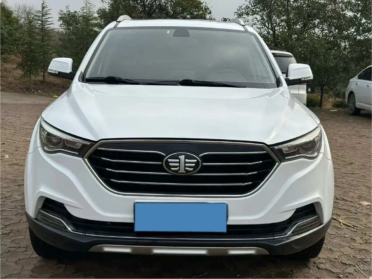 2019 Bestune X40 1.6L 114HP L4 6AT,autocango,china used car exporter,china ev exporter,chinese used car exporter,chinese used ev exporter