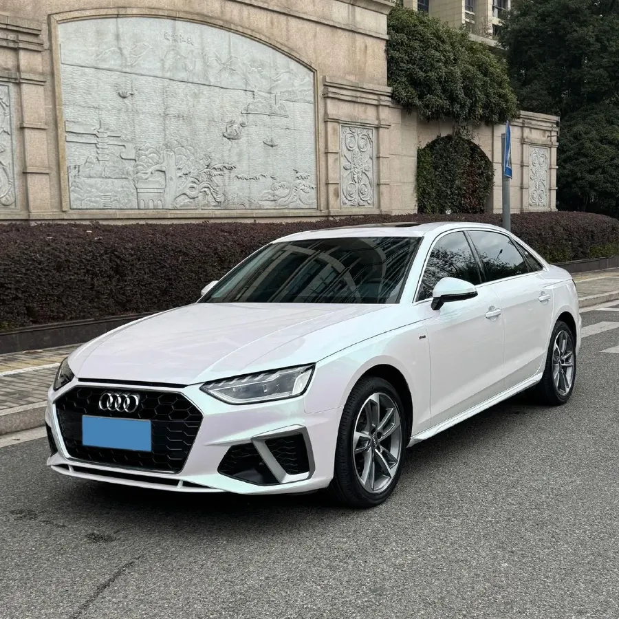 2020 Audi A4L 2.0T 190HP L4 7DCT,autocango,china used car exporter,china ev exporter,chinese used car exporter,chinese used ev exporter