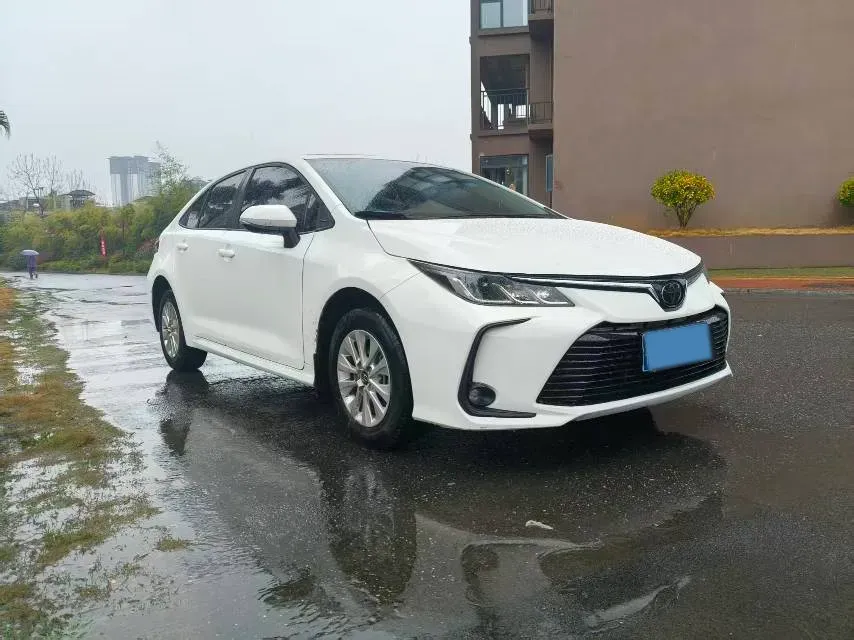 2021 Toyota Corolla 1.2T 116HP L4 CVT,autocango,china used car exporter,china ev exporter,chinese used car exporter,chinese used ev exporter