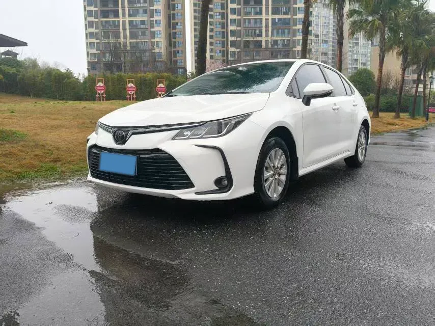 2021 Toyota Corolla 1.2T 116HP L4 CVT,autocango,china used car exporter,china ev exporter,chinese used car exporter,chinese used ev exporter
