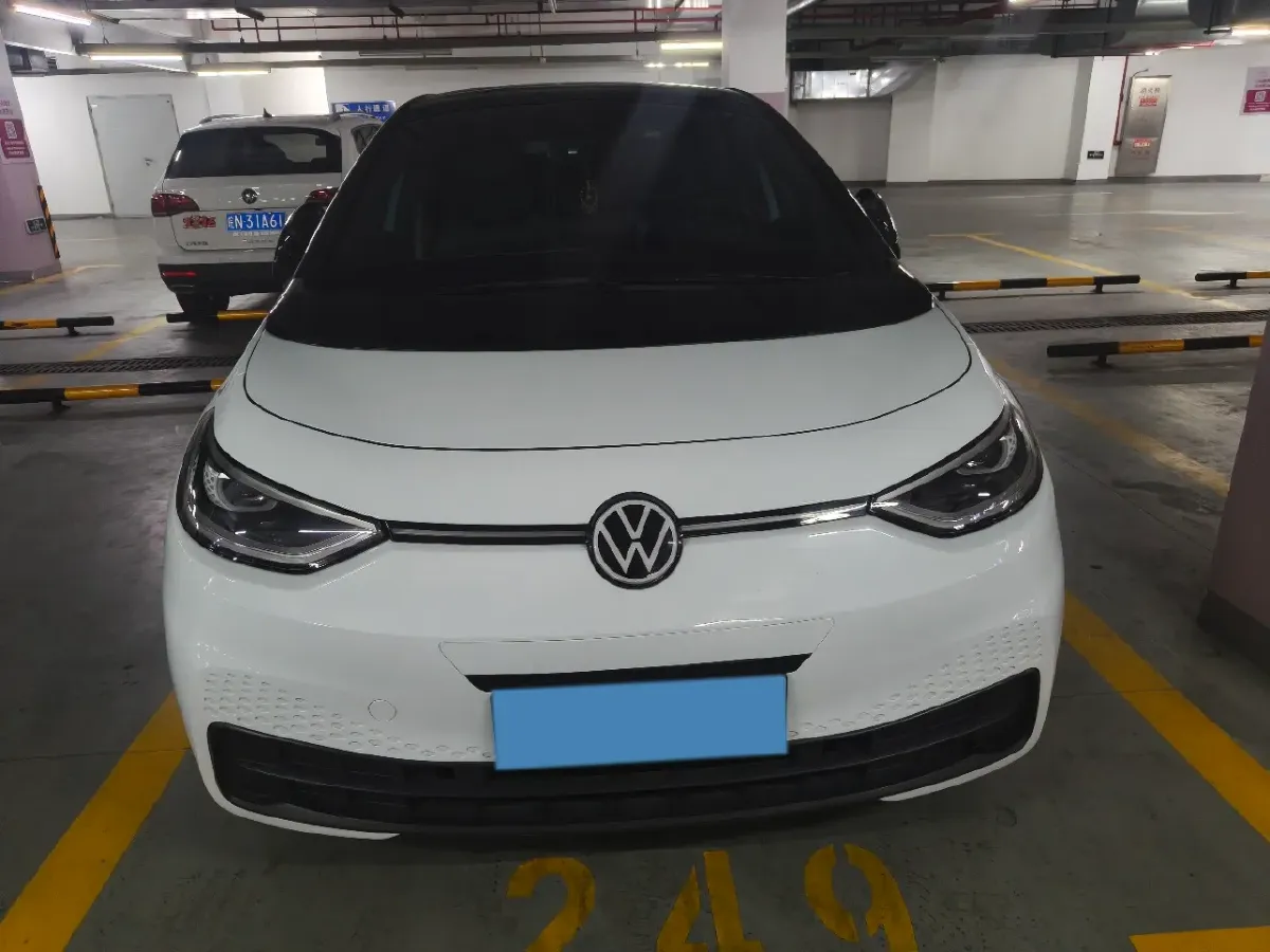 2023 Volkswagen ID.3 BEV 52.8KWH,autocango,china used car exporter,china ev exporter,chinese used car exporter,chinese used ev exporter