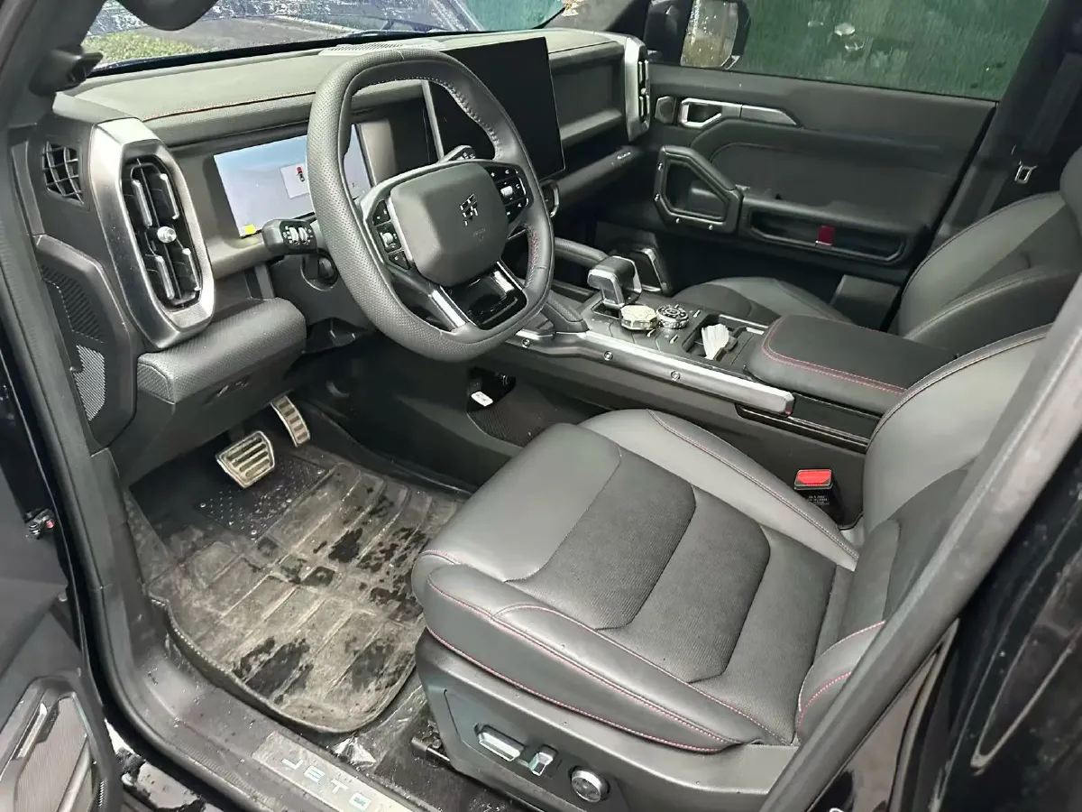 2025 Jetour Traveller 2.0T 254HP L4 7DCT,autocango,china used car exporter,china ev exporter,chinese used car exporter,chinese used ev exporter