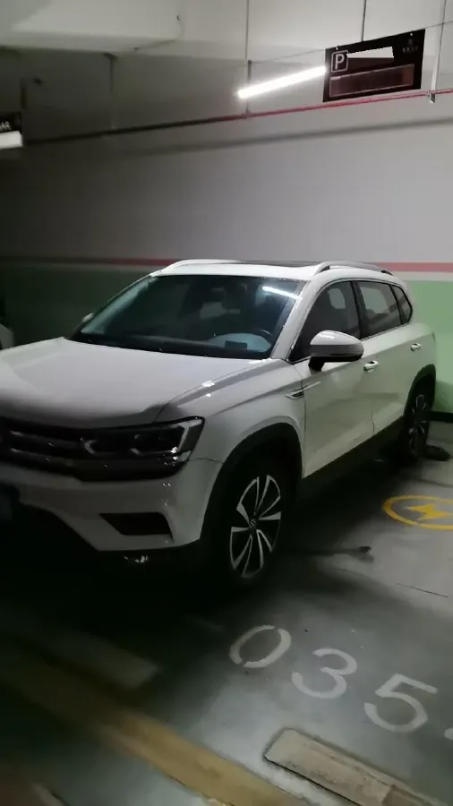 2021 Volkswagen Tharu 1.4T 150HP L4 7DCT,autocango,china used car exporter,china ev exporter,chinese used car exporter,chinese used ev exporter
