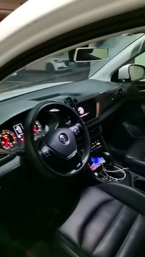 2021 Volkswagen Tharu 1.4T 150HP L4 7DCT,autocango,china used car exporter,china ev exporter,chinese used car exporter,chinese used ev exporter