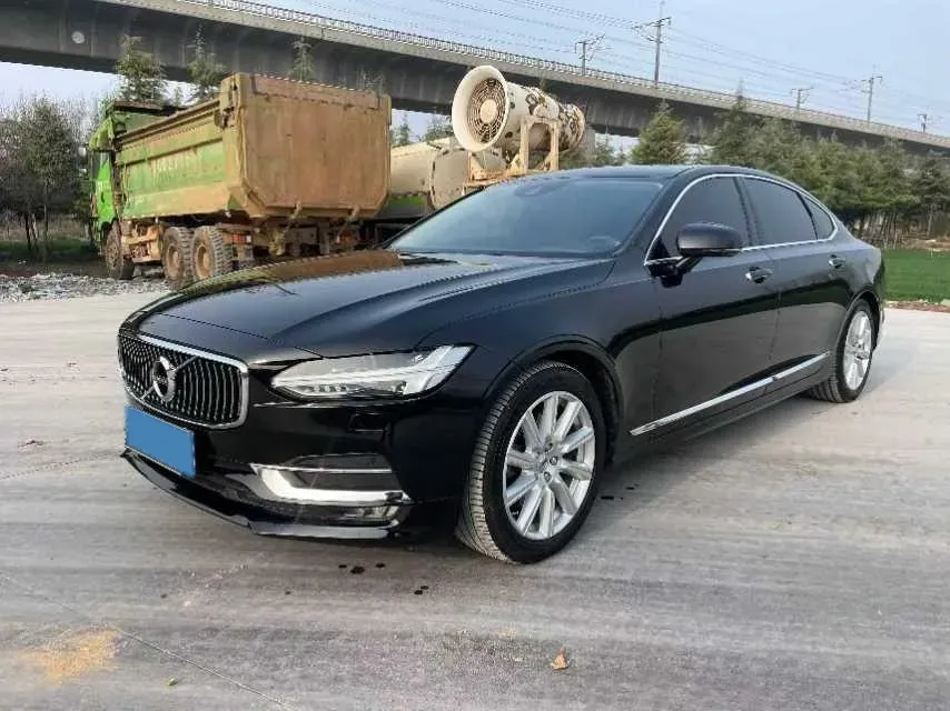 2020 Volvo S90 2.0T 254HP L4 8AT,autocango,china used car exporter,china ev exporter,chinese used car exporter,chinese used ev exporter