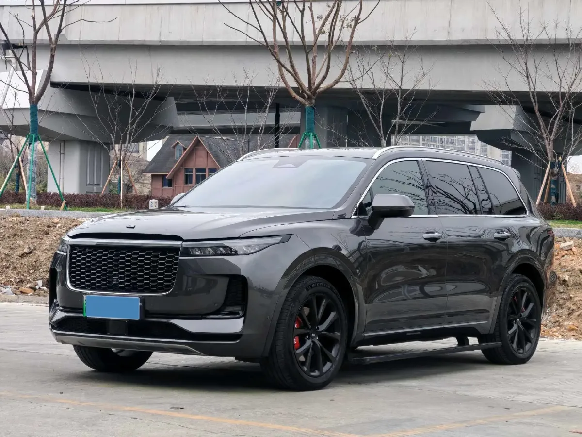 2021 Li ONE Range Extended 131HP REEV 40.5KWH,autocango,china used car exporter,china ev exporter,chinese used car exporter,chinese used ev exporter