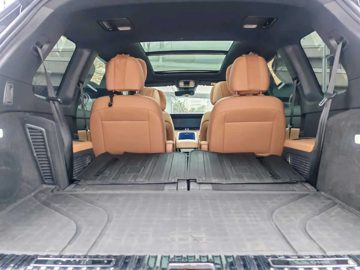 2021 Li ONE Range Extended 131HP REEV 40.5KWH,autocango,china used car exporter,china ev exporter,chinese used car exporter,chinese used ev exporter