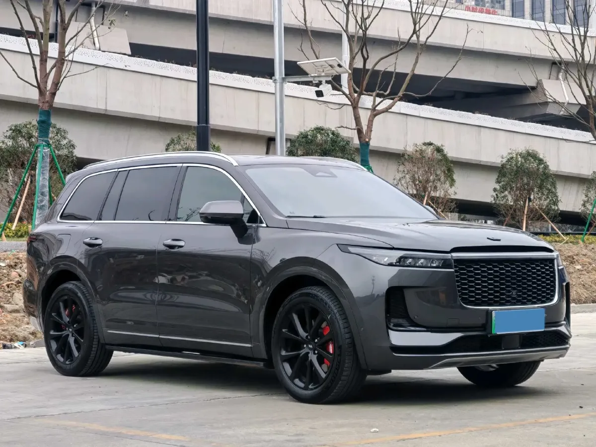 2021 Li ONE Range Extended 131HP REEV 40.5KWH,autocango,china used car exporter,china ev exporter,chinese used car exporter,chinese used ev exporter