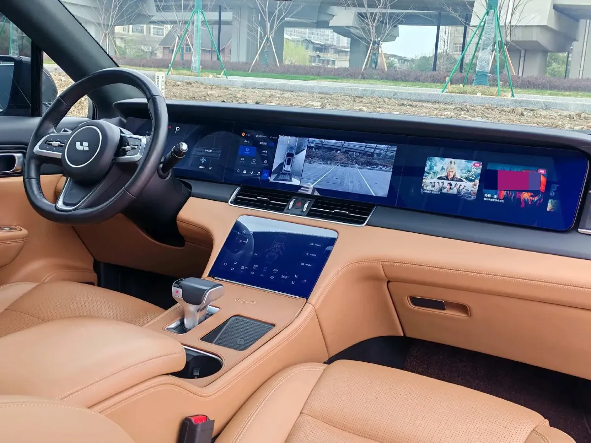 2021 Li ONE Range Extended 131HP REEV 40.5KWH,autocango,china used car exporter,china ev exporter,chinese used car exporter,chinese used ev exporter