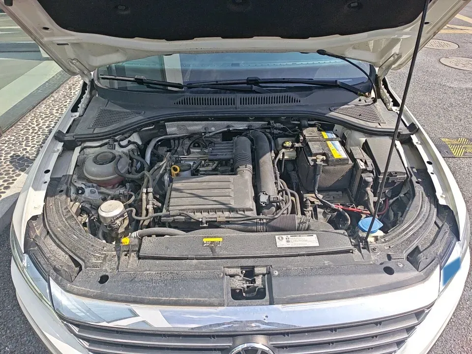 2021 Volkswagen Lavida 1.4T 150HP L4 7DCT,autocango,china used car exporter,china ev exporter,chinese used car exporter,chinese used ev exporter