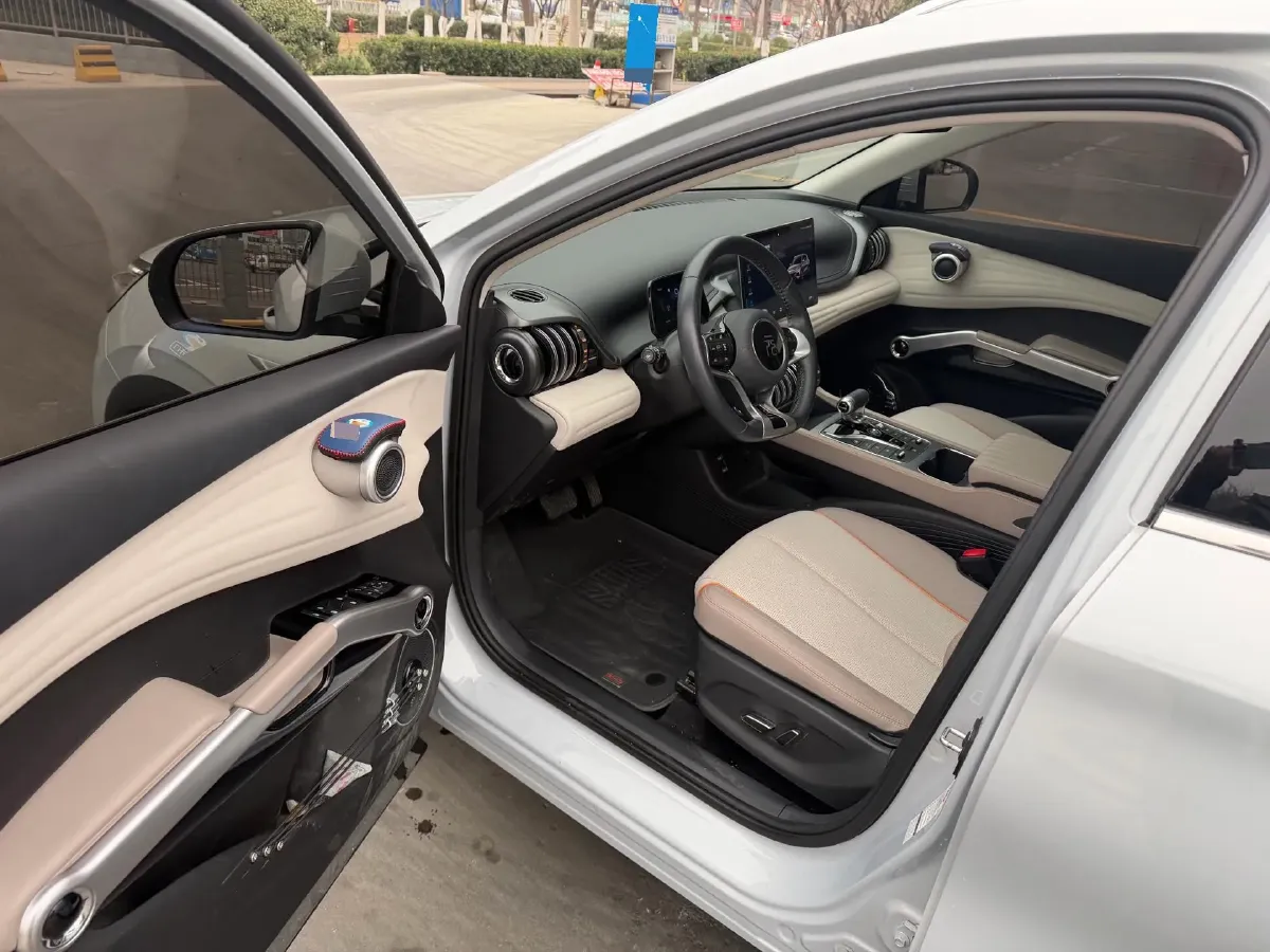 2023 BYD Yuan Plus BEV 49.92KWH,autocango,china used car exporter,china ev exporter,chinese used car exporter,chinese used ev exporter