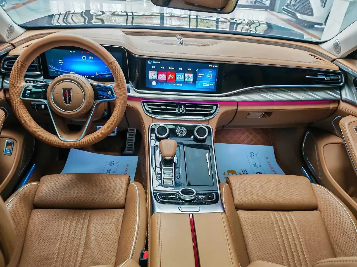 2020 HongQi H9 2.0T 252HP L4 7DCT,autocango,china used car exporter,china ev exporter,chinese used car exporter,chinese used ev exporter