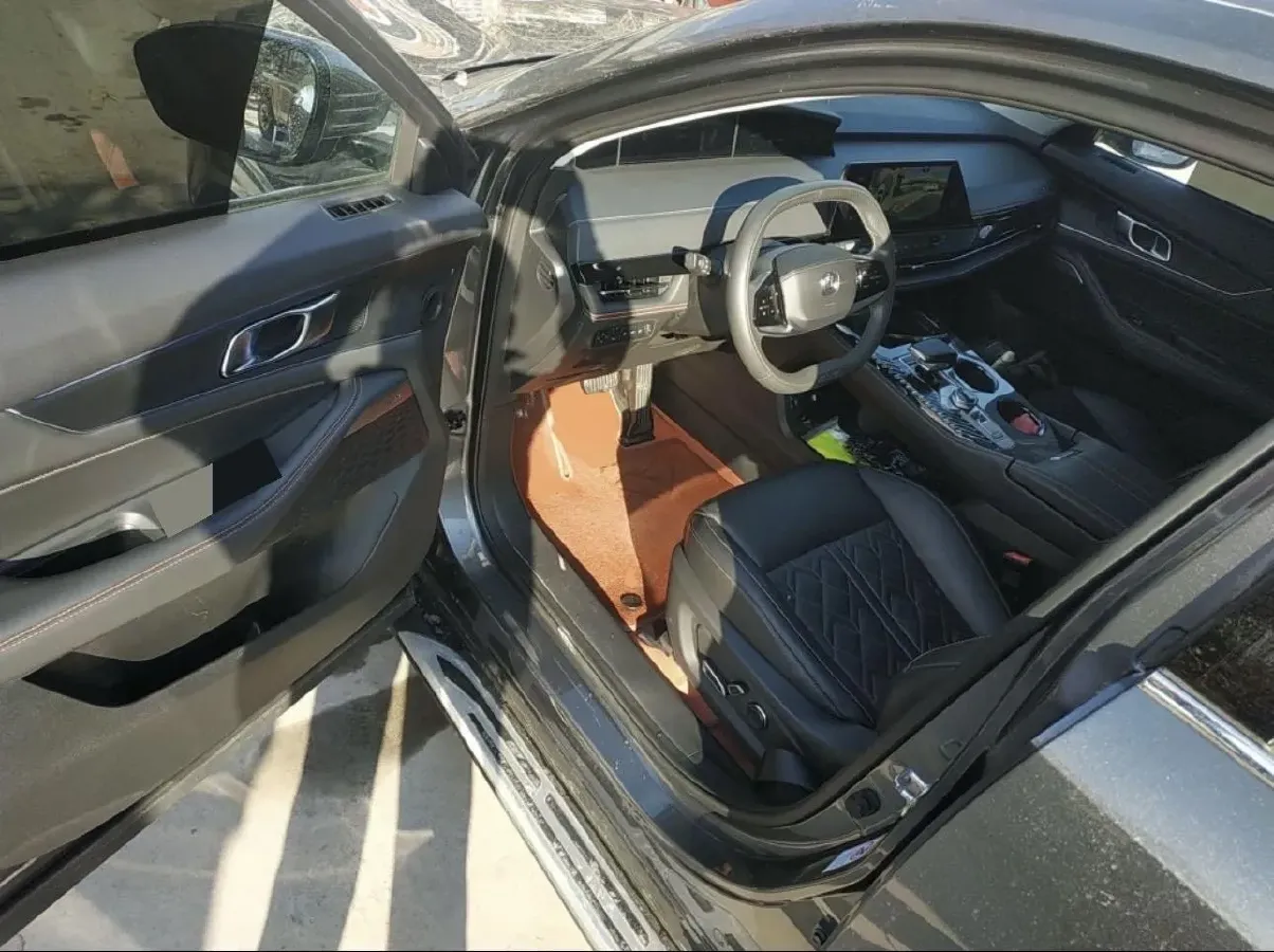 2022 Bestune T99 2.0T 224HP L4 6AT,autocango,china used car exporter,china ev exporter,chinese used car exporter,chinese used ev exporter