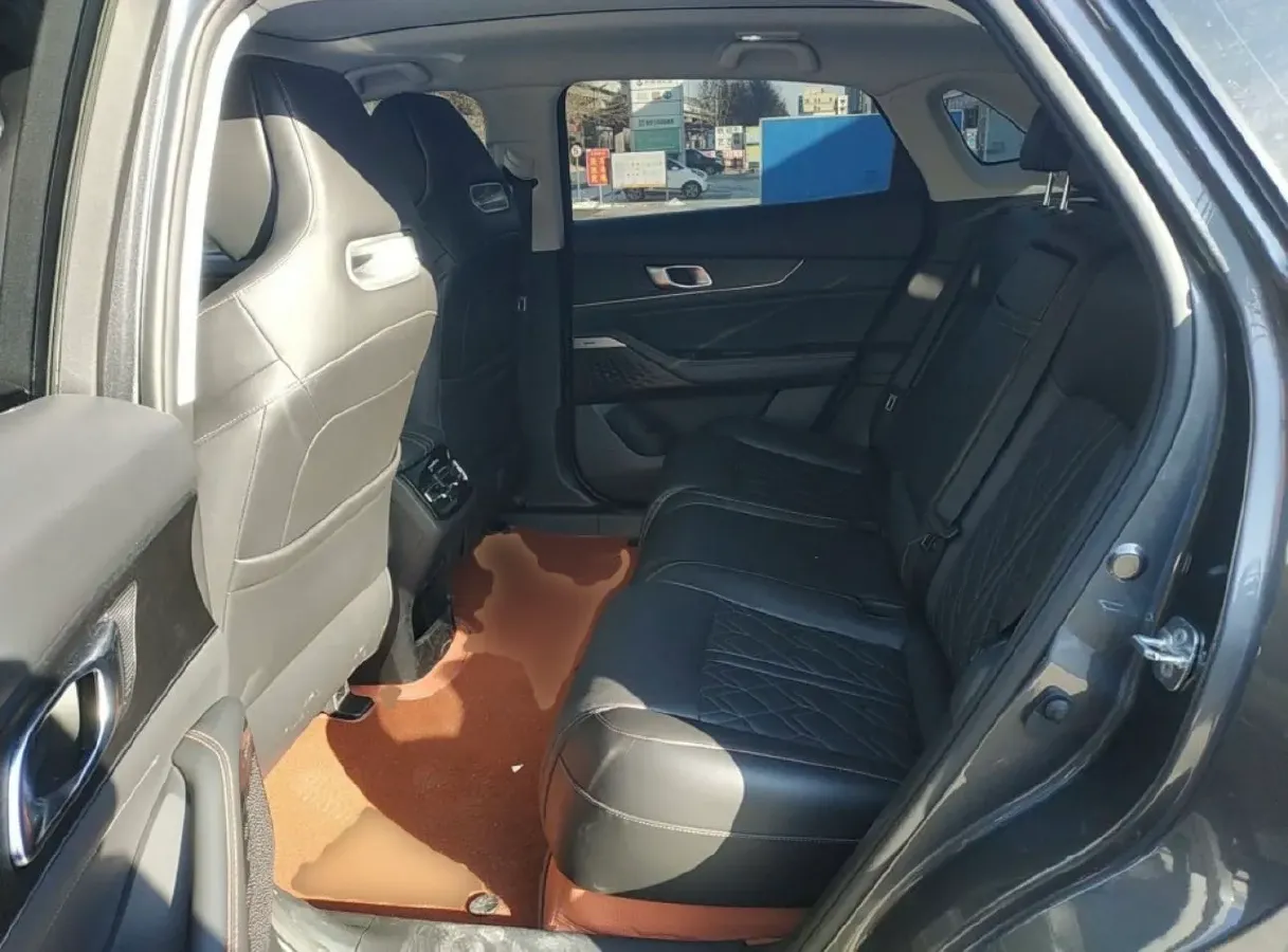 2022 Bestune T99 2.0T 224HP L4 6AT,autocango,china used car exporter,china ev exporter,chinese used car exporter,chinese used ev exporter