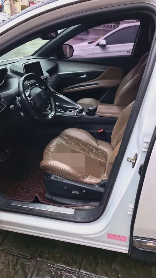 2019 Peugeot 5008 1.8T 204HP L4 6AT,autocango,china used car exporter,china ev exporter,chinese used car exporter,chinese used ev exporter