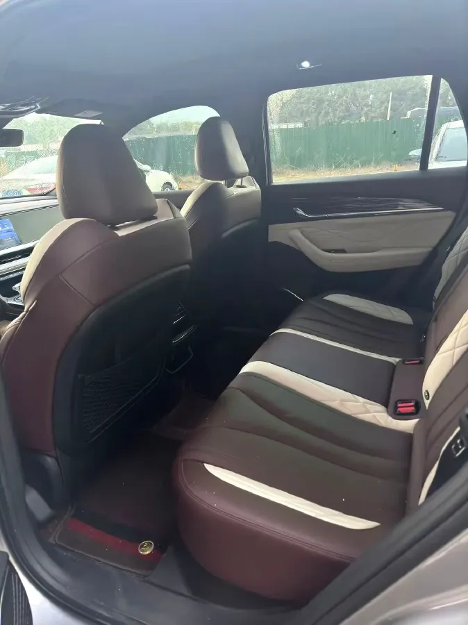 2021 Geely Monjaro 2.0T 218HP L4 7DCT,autocango,china used car exporter,china ev exporter,chinese used car exporter,chinese used ev exporter