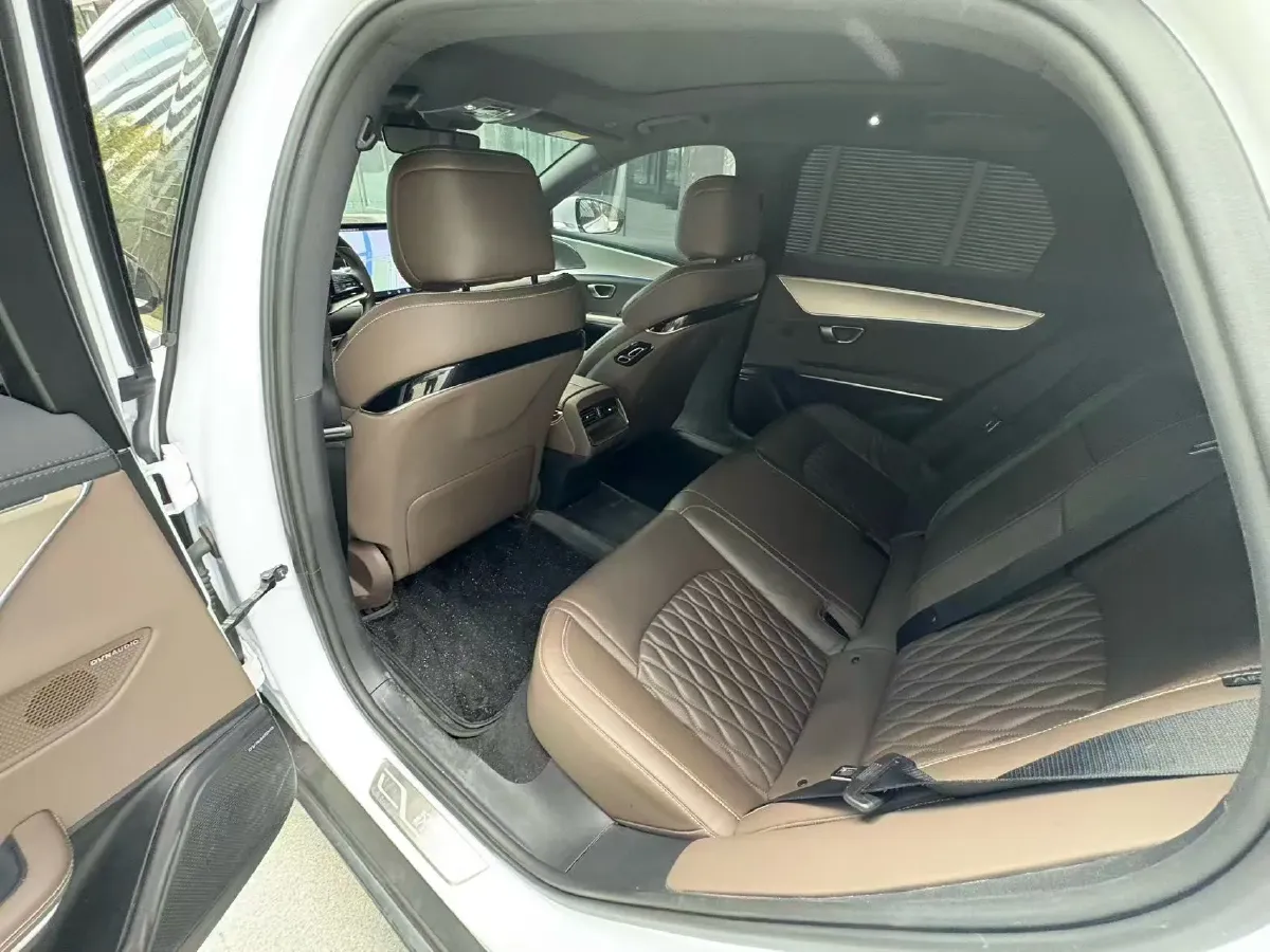 2023 BYD Han BEV 72KWH,autocango,china used car exporter,china ev exporter,chinese used car exporter,chinese used ev exporter