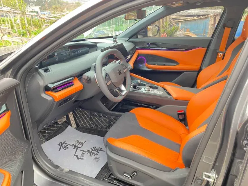 2023 ChangAn UNI-V 1.5T 188HP L4 7DCT,autocango,china used car exporter,china ev exporter,chinese used car exporter,chinese used ev exporter