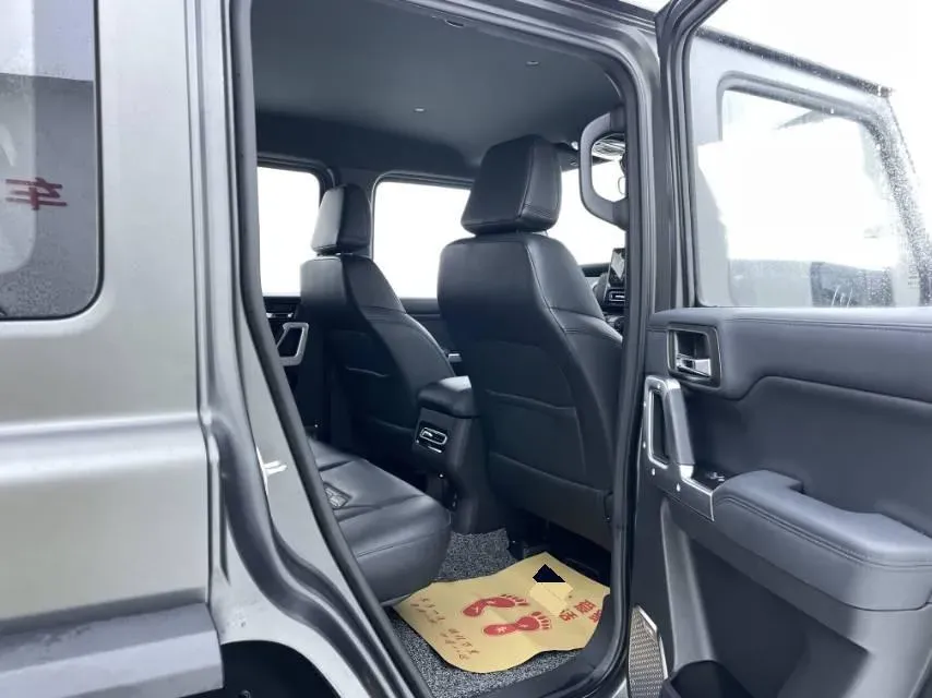 2024 212 212 T01 2.0T 252HP L4 8AT,autocango,china used car exporter,china ev exporter,chinese used car exporter,chinese used ev exporter