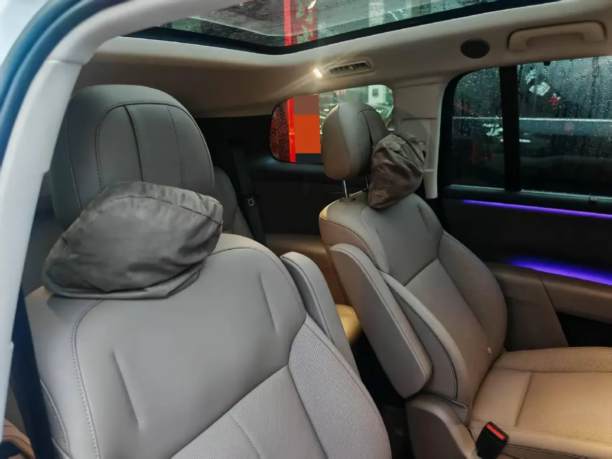 2025 Li i8 BEV,autocango,china used car exporter,china ev exporter,chinese used car exporter,chinese used ev exporter