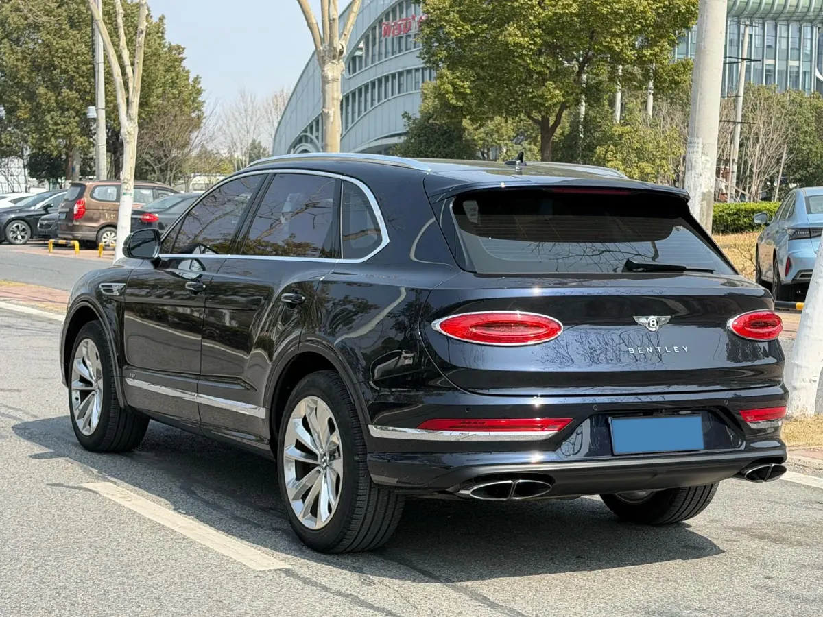 2021 Bentley Bentayga 4.0T 550HP V8 8AT,autocango,china used car exporter,china ev exporter,chinese used car exporter,chinese used ev exporter