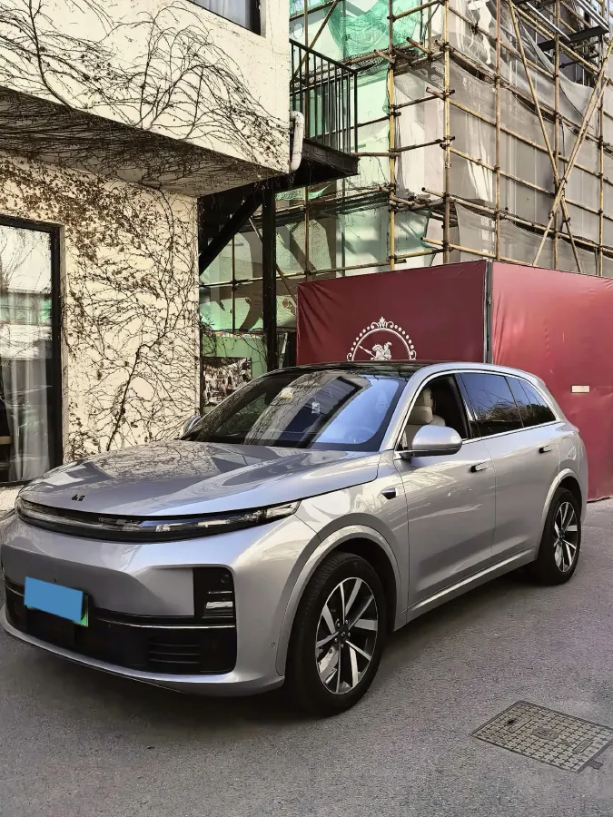 2023 Li L7 Range Extended 154HP REEV 40.9KWH,autocango,china used car exporter,china ev exporter,chinese used car exporter,chinese used ev exporter