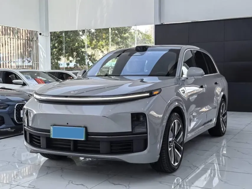 2024 Ford Bronco 2.3T 275HP L4 10AT,autocango,china used car exporter,china ev exporter,chinese used car exporter,chinese used ev exporter