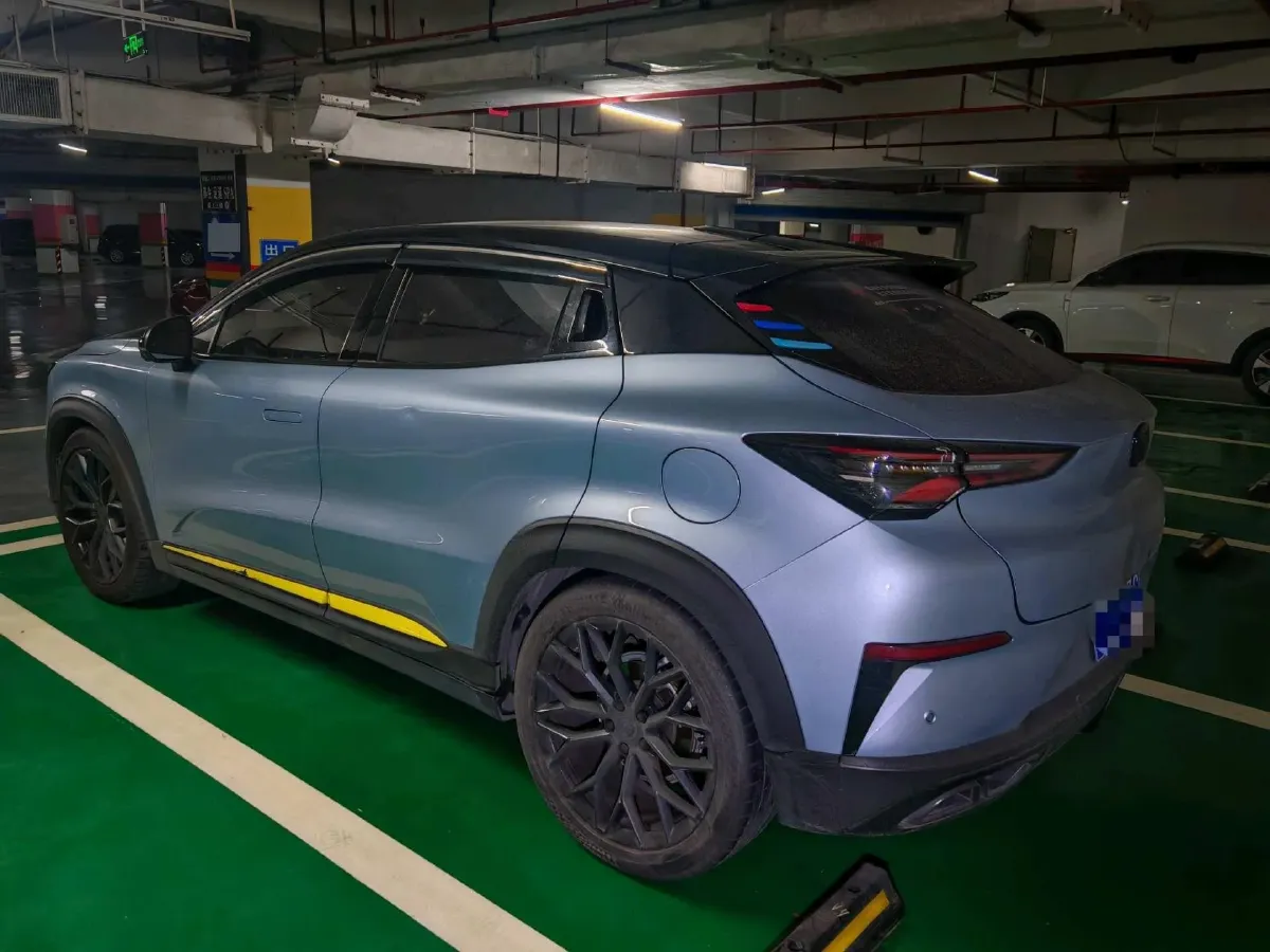 2022 ChangAn UNI-T 2.0T 233HP L4 8AT,autocango,china used car exporter,china ev exporter,chinese used car exporter,chinese used ev exporter