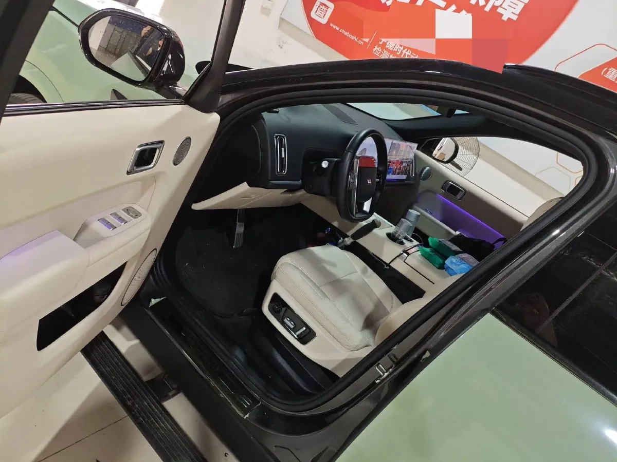 2022 Li L9 Range Extended 154HP REEV 42.6KWH,autocango,china used car exporter,china ev exporter,chinese used car exporter,chinese used ev exporter