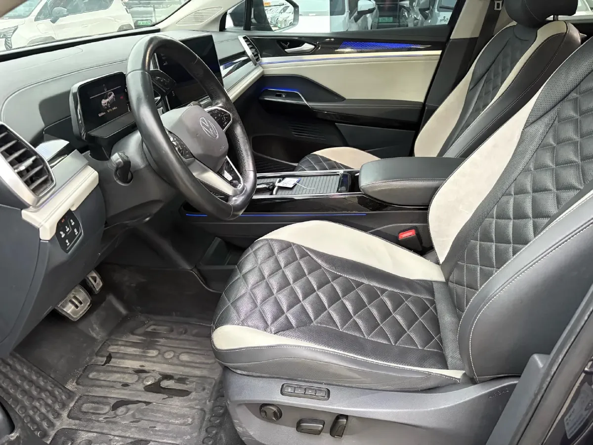 2021 Volkswagen ID.6 Crozz BEV 84.8KWH,autocango,china used car exporter,china ev exporter,chinese used car exporter,chinese used ev exporter