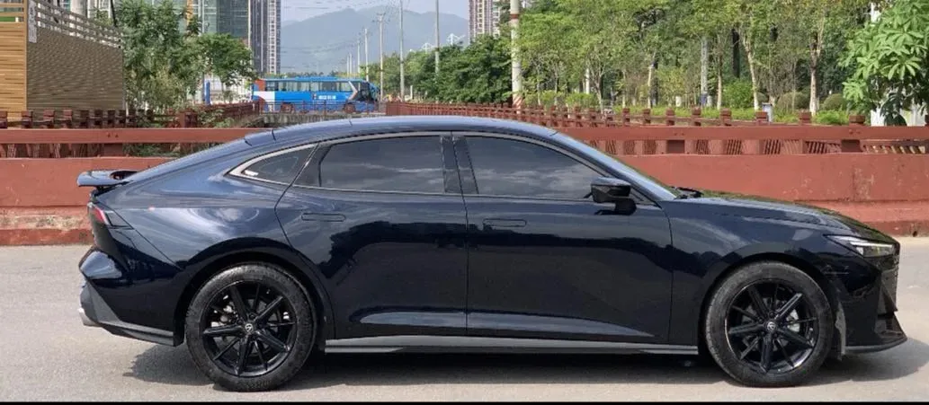 2022 ChangAn UNI-V 1.5T 188HP L4 7DCT,autocango,china used car exporter,china ev exporter,chinese used car exporter,chinese used ev exporter