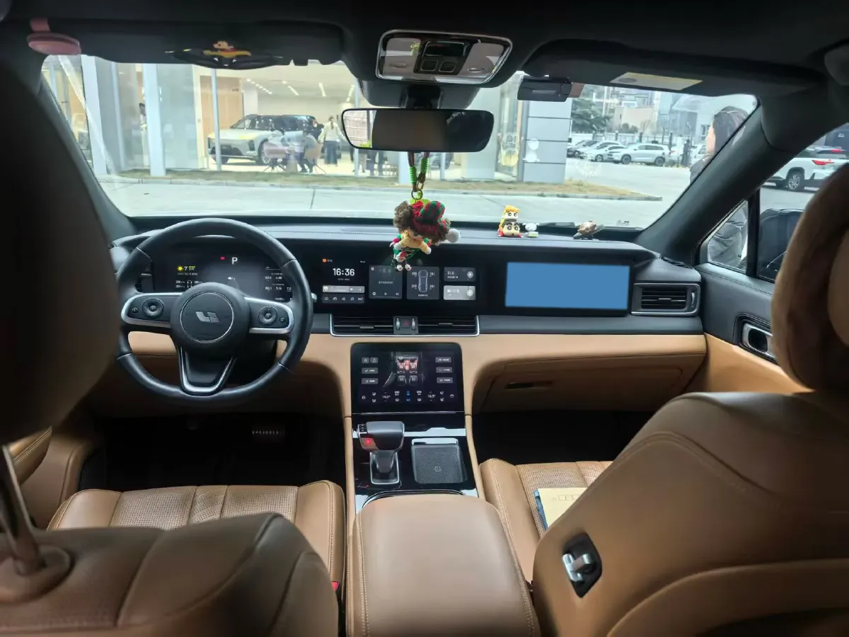 2020 Li ONE Range Extended 131HP REEV 40.5KWH,autocango,china used car exporter,china ev exporter,chinese used car exporter,chinese used ev exporter