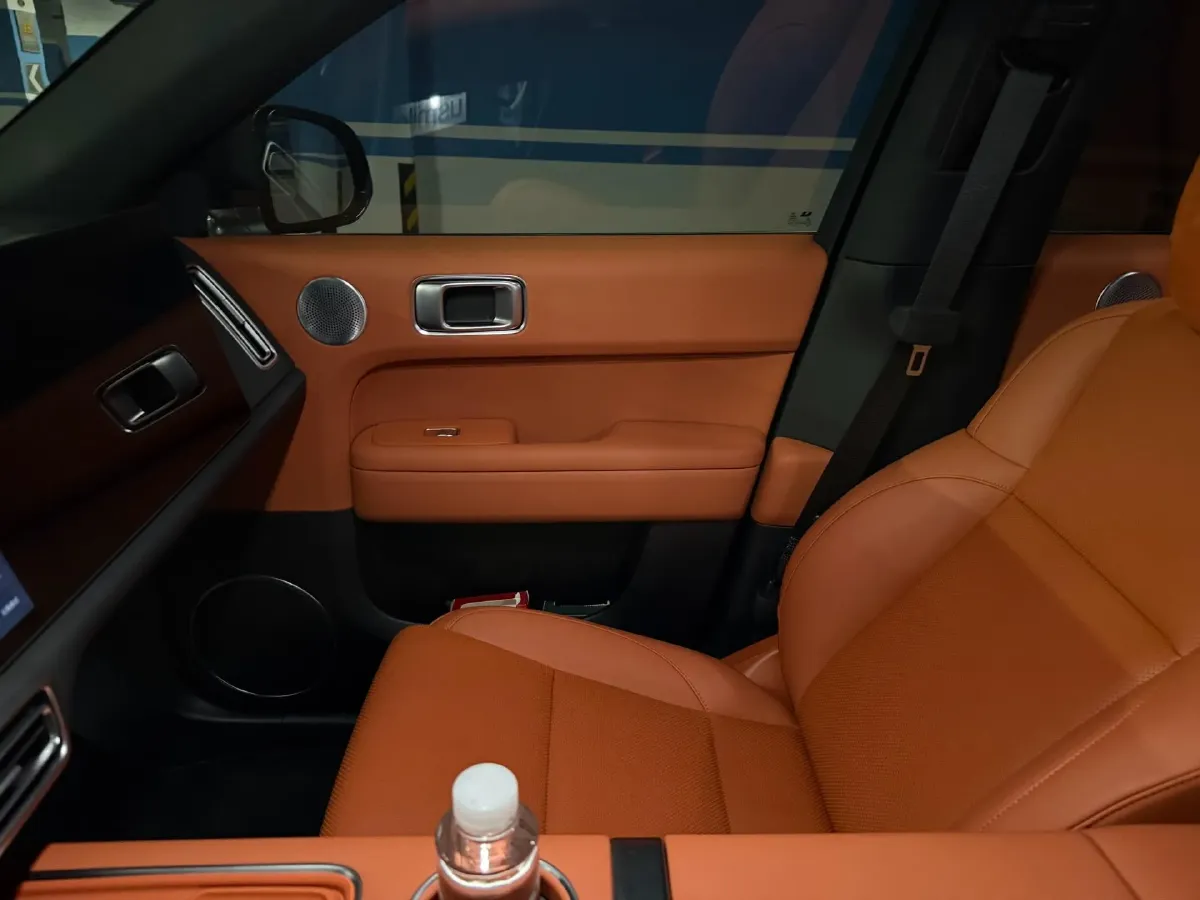 2024 Li L6 Range Extended 154HP L4 REEV 36.8KWH,autocango,china used car exporter,china ev exporter,chinese used car exporter,chinese used ev exporter