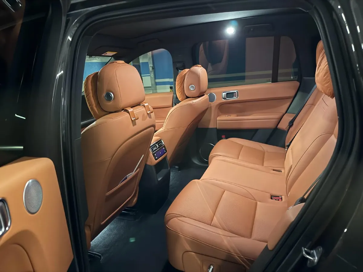 2024 Li L6 Range Extended 154HP L4 REEV 36.8KWH,autocango,china used car exporter,china ev exporter,chinese used car exporter,chinese used ev exporter