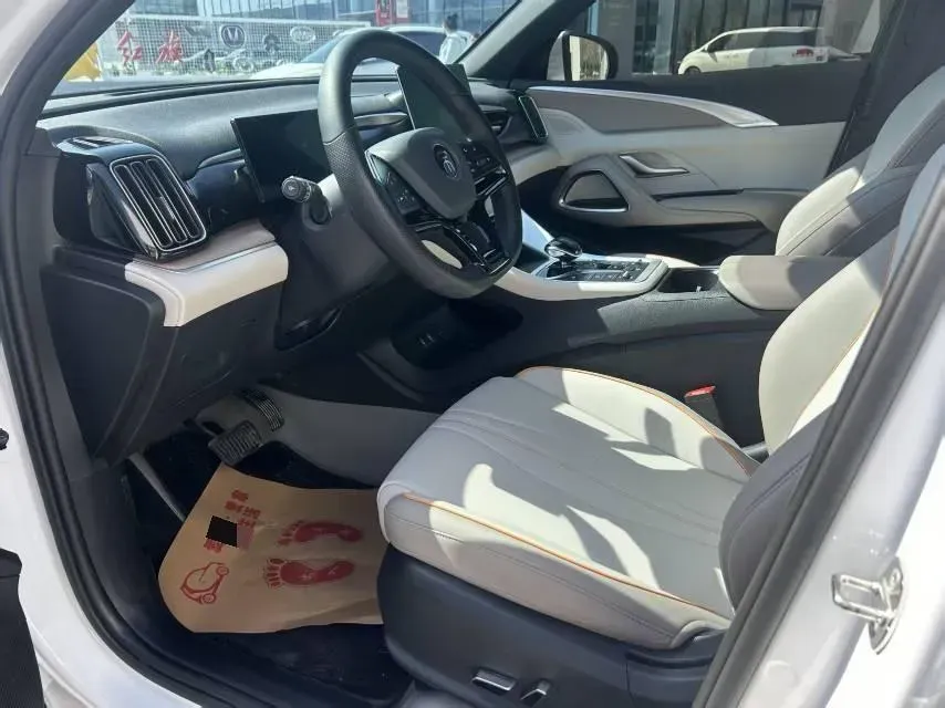 2024 BYD Song Pro 1.5L 110HP L4 E-CVT PHEV 12.9KWH,autocango,china used car exporter,china ev exporter,chinese used car exporter,chinese used ev exporter