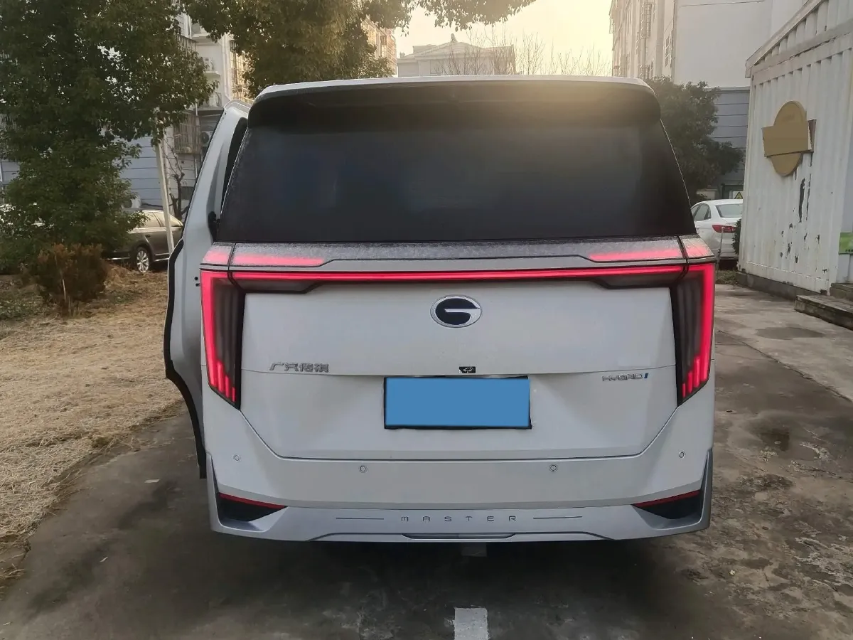 2023 GAC Trumpchi M8 2.0T 190HP L4 E-CVT Hybrid,autocango,china used car exporter,china ev exporter,chinese used car exporter,chinese used ev exporter