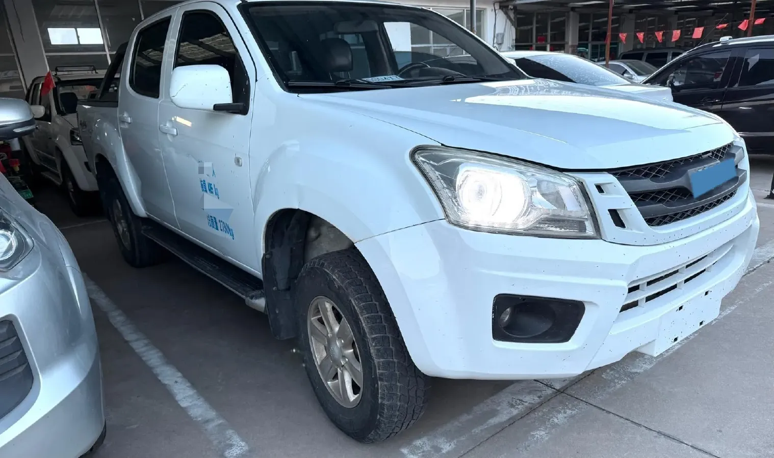 2018 Isuzu LingTuo 2.5T 129HP L4 6MT,autocango,china used car exporter,china ev exporter,chinese used car exporter,chinese used ev exporter