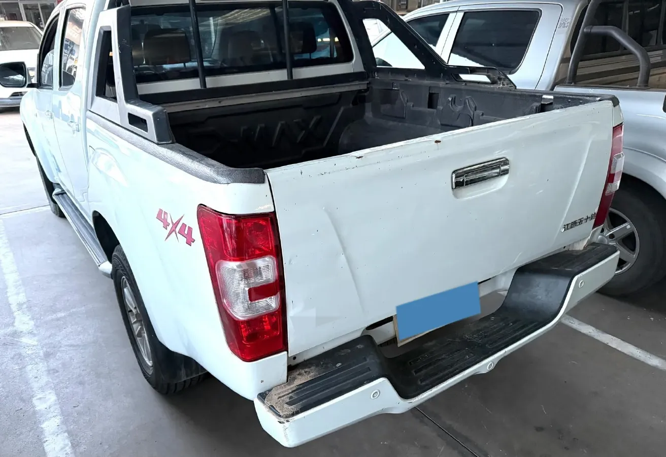 2018 Isuzu LingTuo 2.5T 129HP L4 6MT,autocango,china used car exporter,china ev exporter,chinese used car exporter,chinese used ev exporter