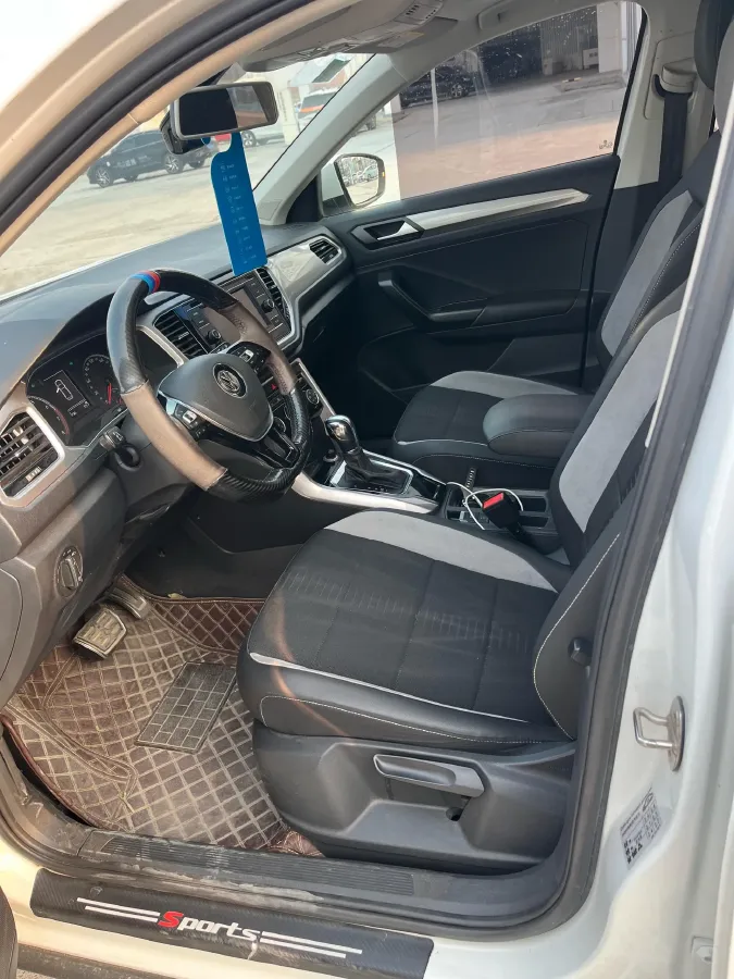 2020 Volkswagen T-Roc 1.4T 150HP L4 7DCT,autocango,china used car exporter,china ev exporter,chinese used car exporter,chinese used ev exporter